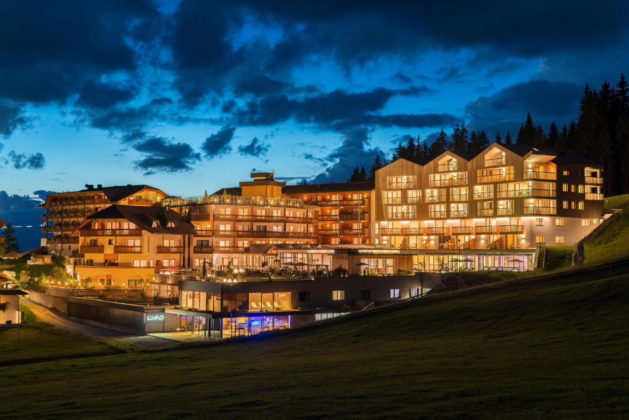 Hotel Cristal Obereggen Luaran gambar